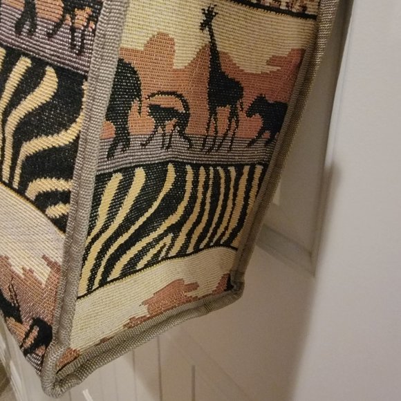 Jade Safari Tapestry Tote Bag - Picture 5 of 7